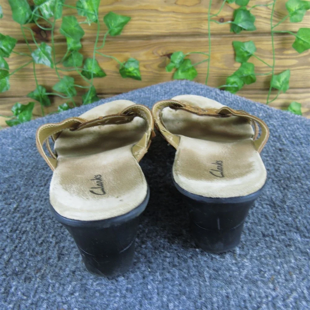 Clarks Women  Slide‎ Brown Leather Sz 7 Medium  Used 2025